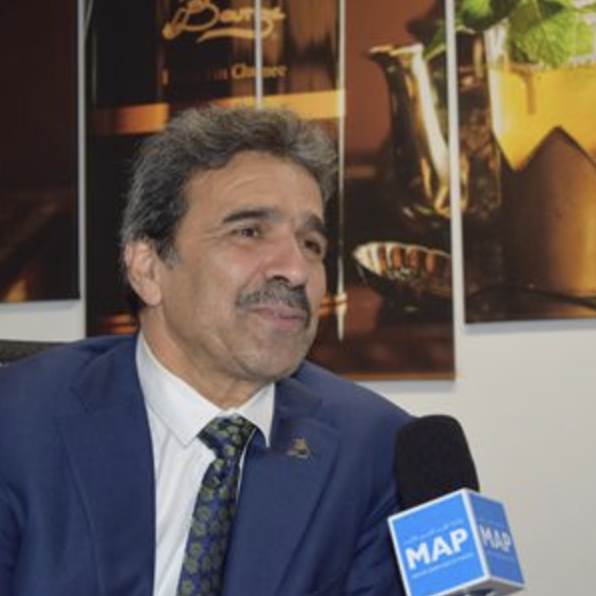 Portrait de Mohammed Mechbal Saghir, opérateur économique et fondateur de l'association Bouraza Medina, qui favorise les échanges culturels et économiques entre le Maroc et la Belgique